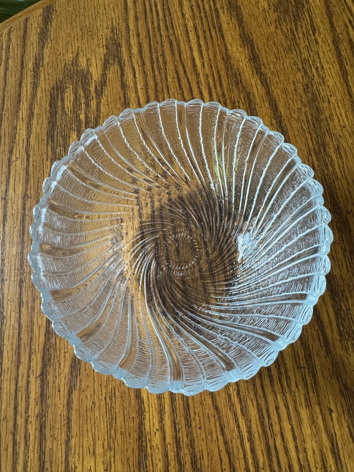 The Ripple Glass Cat Bowl