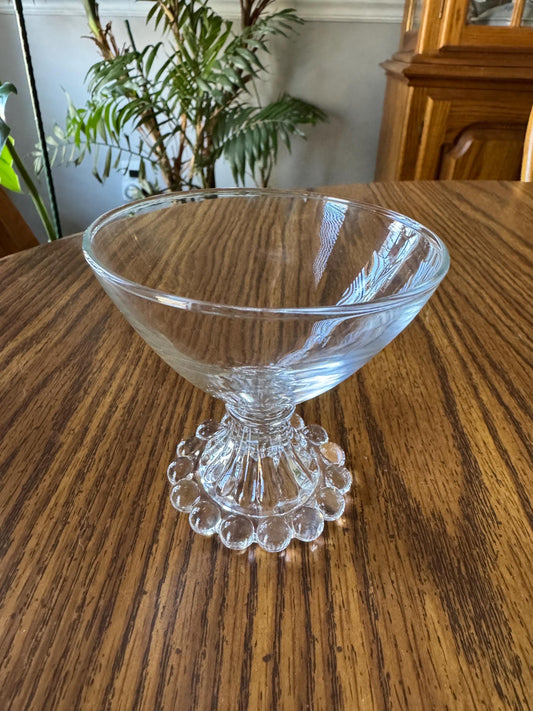 The Jello Elevated Glass Cat Dish