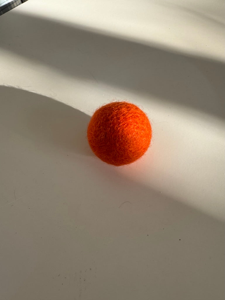 The Orange Wool Cat Balls (4 Pack)